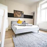 Fullhouse - - L96 - Smarttv - Nespresso - 2 Queensize Beds Apartament
