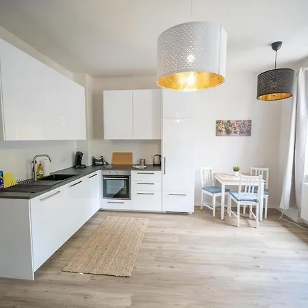 דירה Fullhouse - - L96 - Smarttv - Nespresso - 2 Queensize Beds