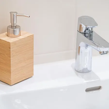 דירה Fullhouse - - L96 - Smarttv - Nespresso - 2 Queensize Beds *