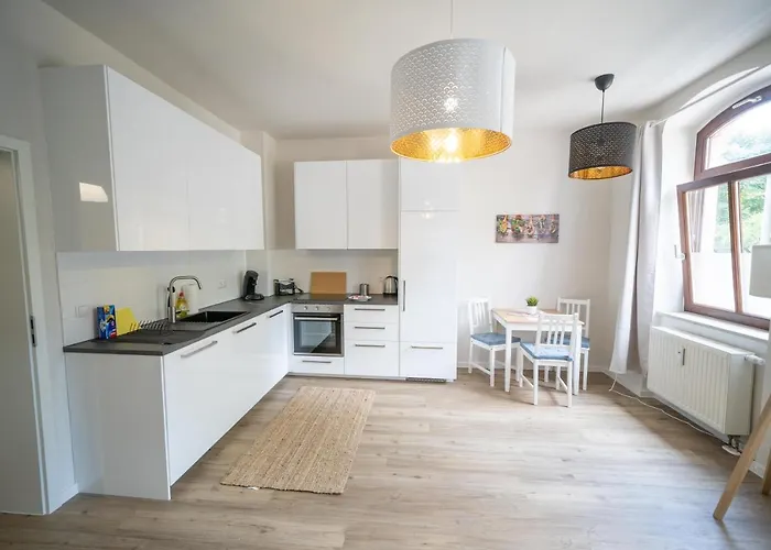 شقة Fullhouse - - L96 - Smarttv - Nespresso - 2 Queensize Beds