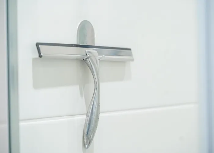 Fullhouse - - L96 - Smarttv - Nespresso - 2 Queensize Beds