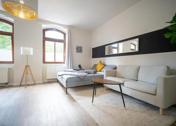 Fullhouse - - L96 - Smarttv - Nespresso - 2 Queensize Beds